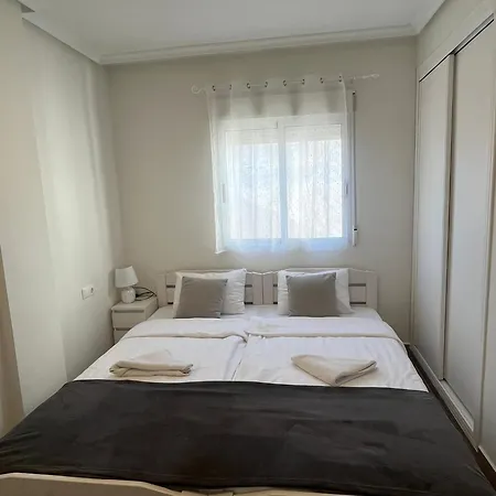 Eb By Zanis Торрев'єха