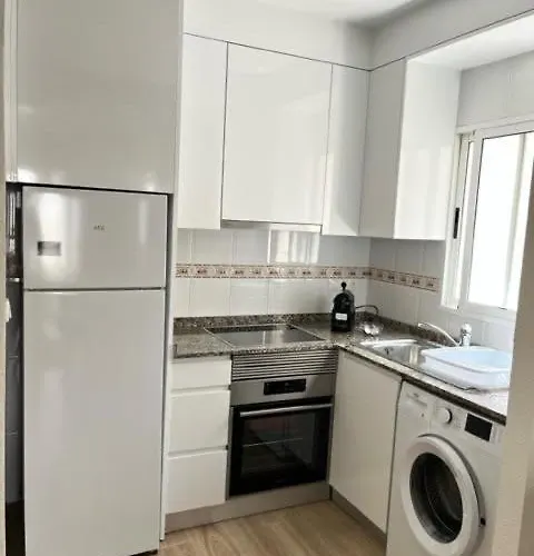 Eb By Zanis Торрев'єха