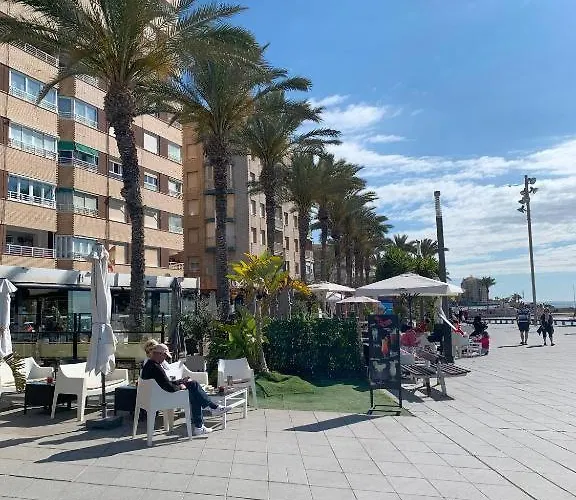 Апартаменти Eb By Zanis